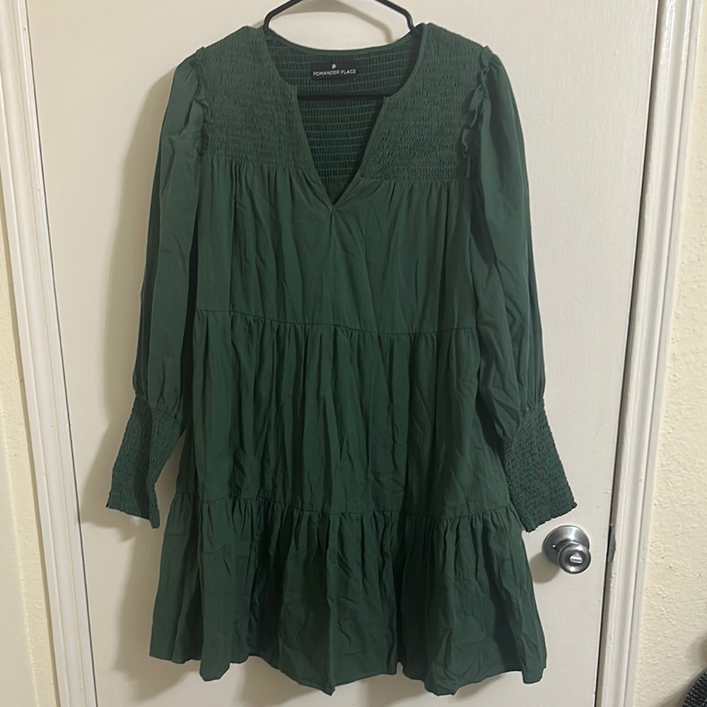 EUC Tuckernuck Pomander Place Smocked Emerald‎ Green Long Sleeve Dress